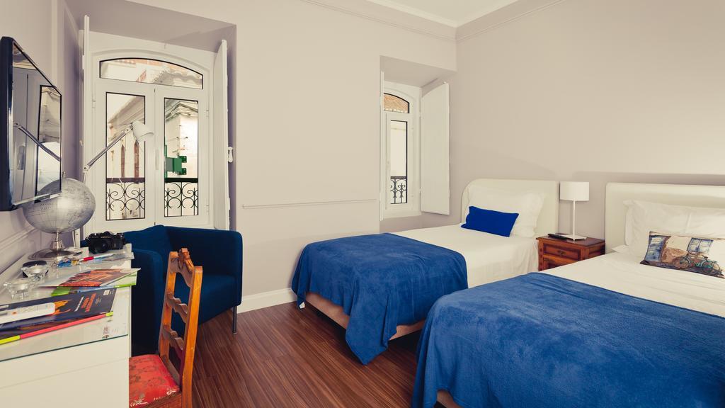Bartholomeu Guesthouse Сан-Бартоломеу-де-Мессинеш Номер фото